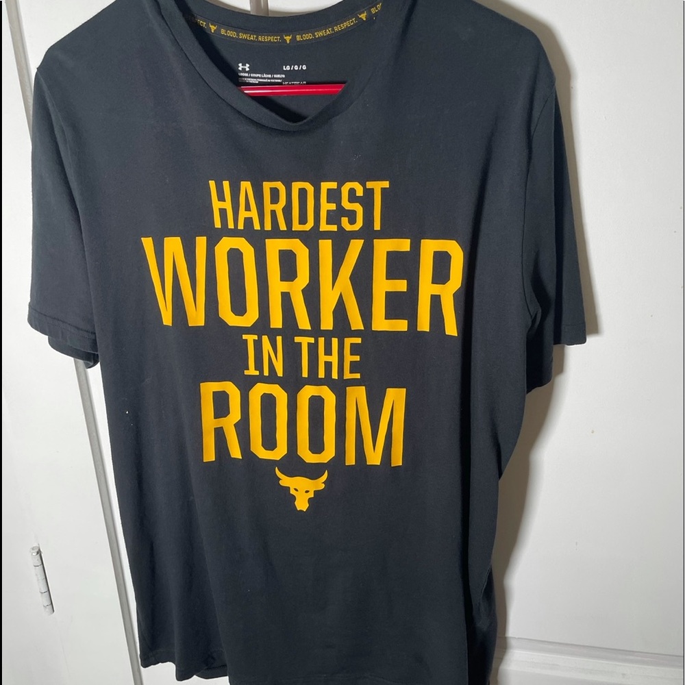 Project Rock Under armor mens large t-shirt